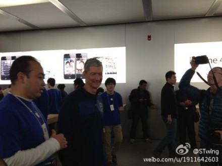 Apple CEO 'sighted' in Beijing