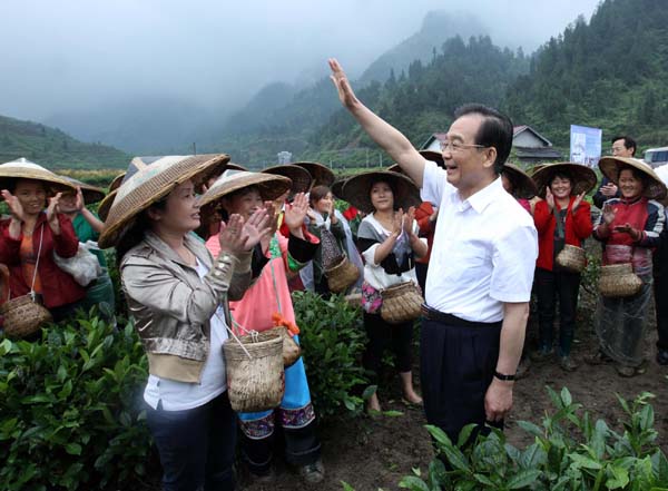 Premier Wen makes inspection tour in Hunan