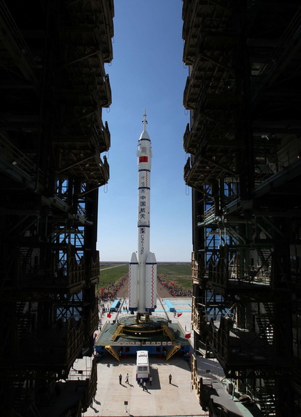 China to launch Shenzhou-IX spacecraft