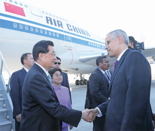 Hu touches down for G20