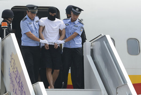 37 criminal suspects in Angola sent back to China