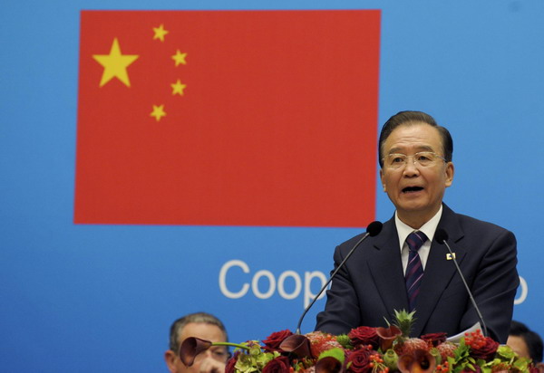 Wen puts forward proposal for China-EU ties