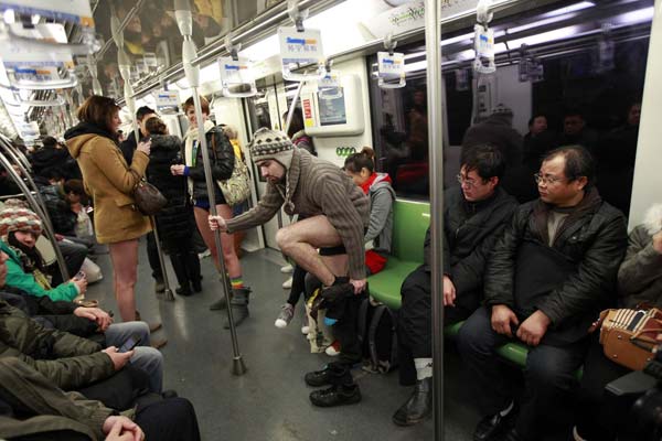 Photos: No Pants Subway Ride