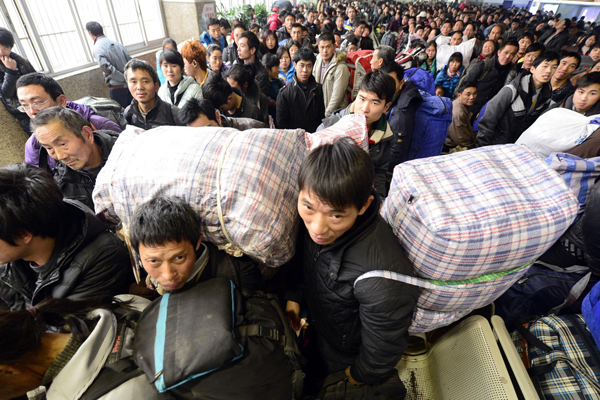 Migrant workers start journey home early