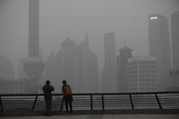 Pollution hits Shanghai but should clear in a day