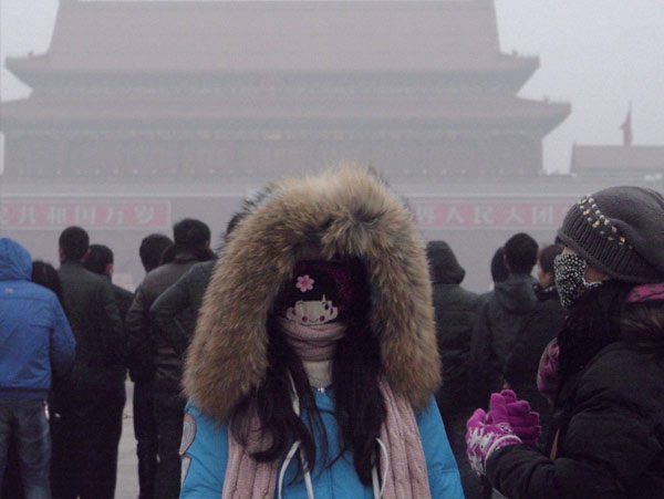 Masks become travel essentials as smog lingers