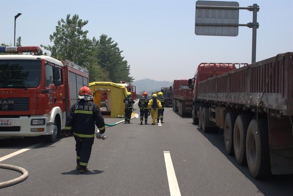 Chemical leak causes fire on highway