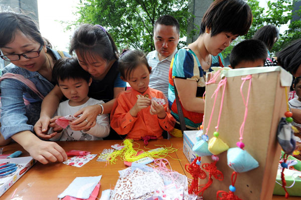 Dragon Boat Festival celebrated around the country