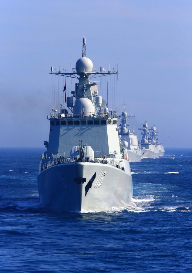 Chinese navy conducts formation exercises