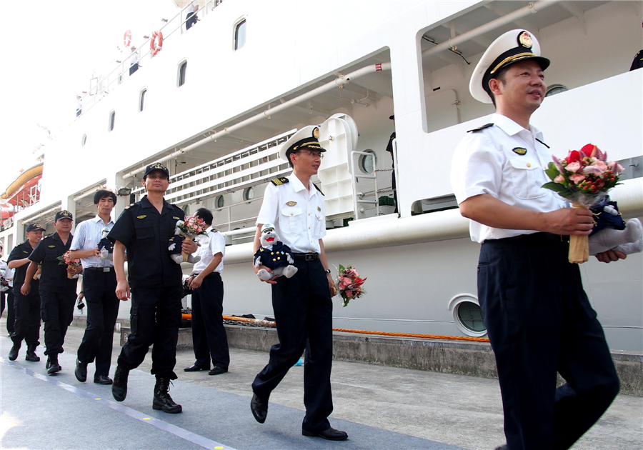 China's flagship vessel returns from record voyage