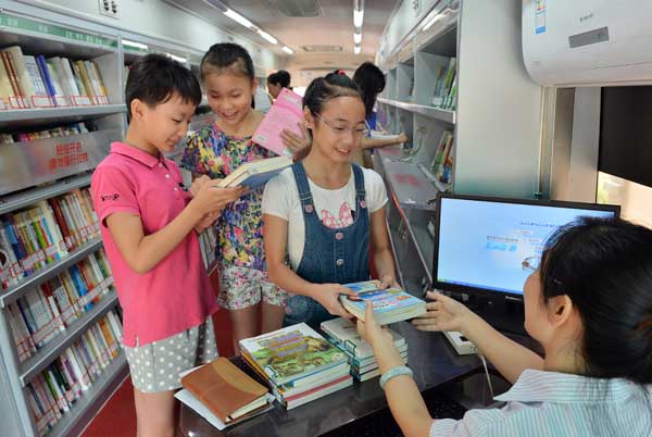 Mobile library in Hebei is a success story