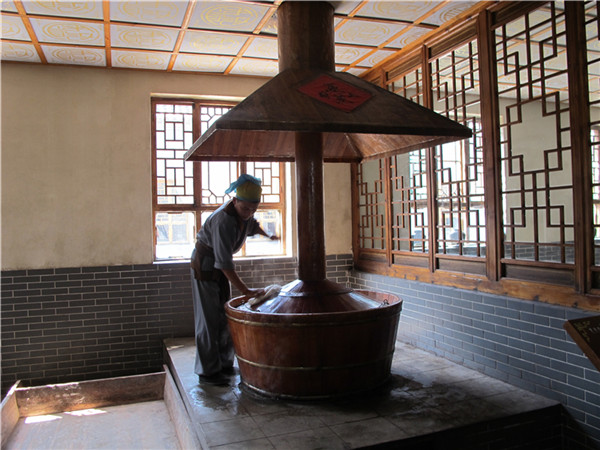 Shanxi mature vinegar still made the old way