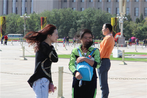 Gale-force winds wreak havoc in Beijing