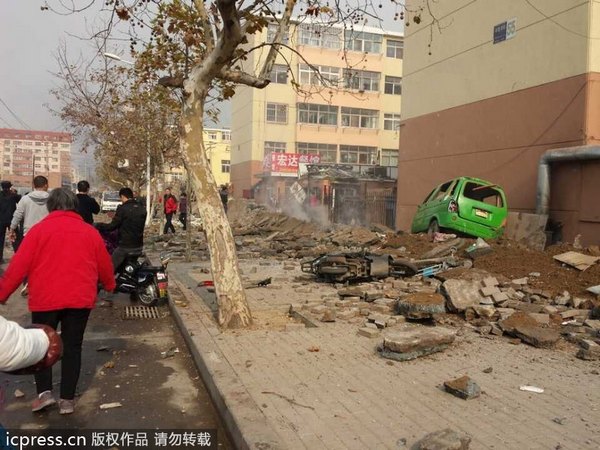 Oil pipeline blast leaves 22 dead in E China