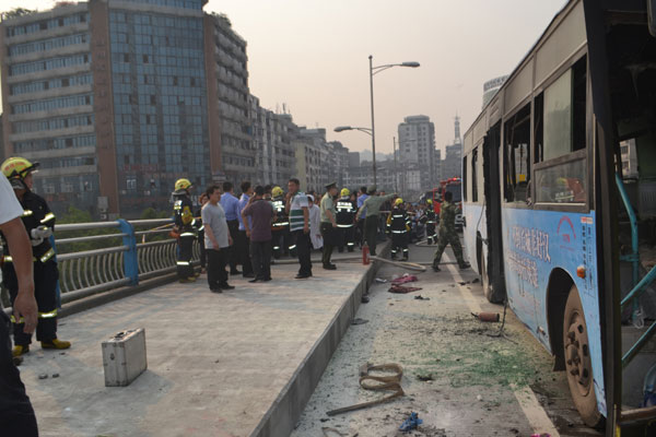 Suspect killed in Sichuan bus blast