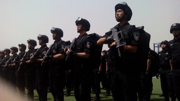 Beijing holds anti-terror drill
