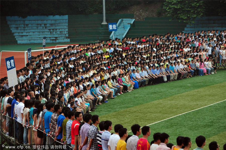 Wuhan graduates come full circle