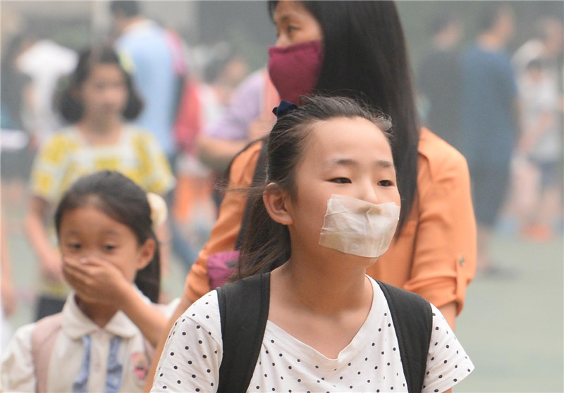 Wuhan area wrapped in smog