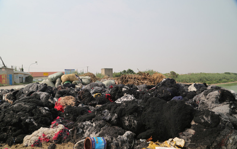 Garbage dump turns water into poison