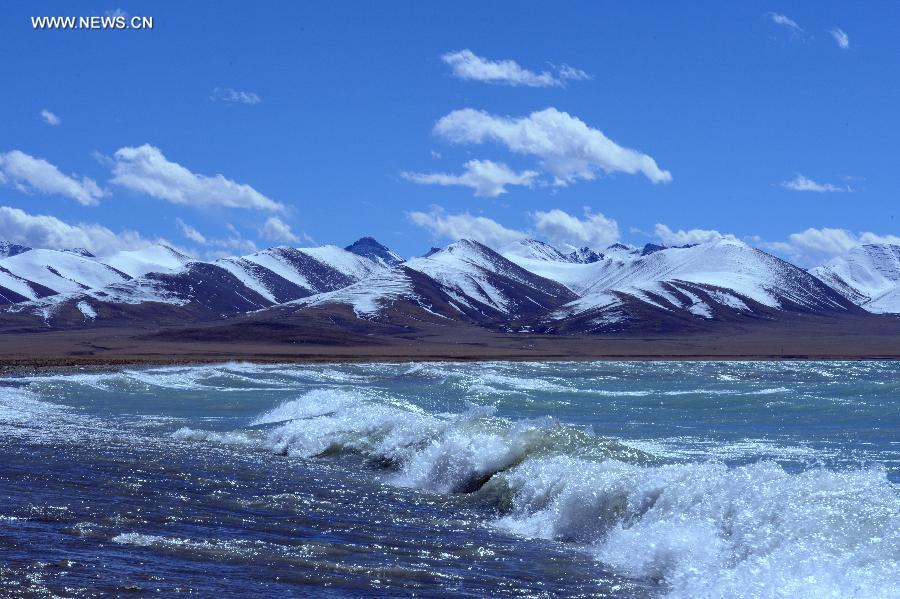Scenery of Lake Namtso in China's Tibet