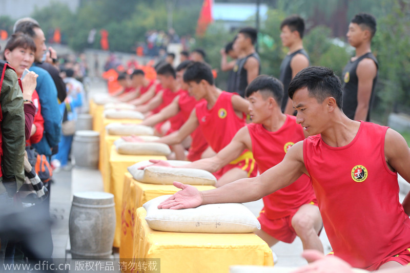 International Shaolin K<EM>ungfu</EM> Festival kicks off in China
