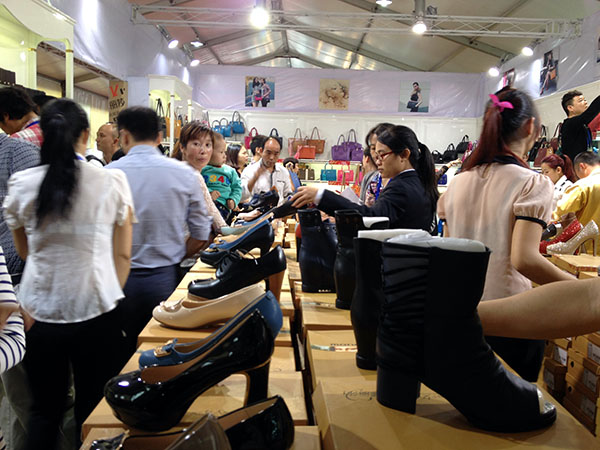 Guangzhou leather exporters positive about future