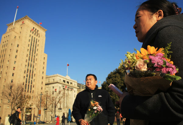 People mourn victims in Shanghai stampede