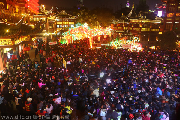 Shanghai nixes famed lantern festival after deadly stampede