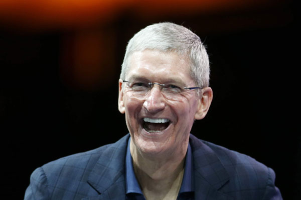 Apple's Tim Cook debuts on Weibo with 200,000 followers