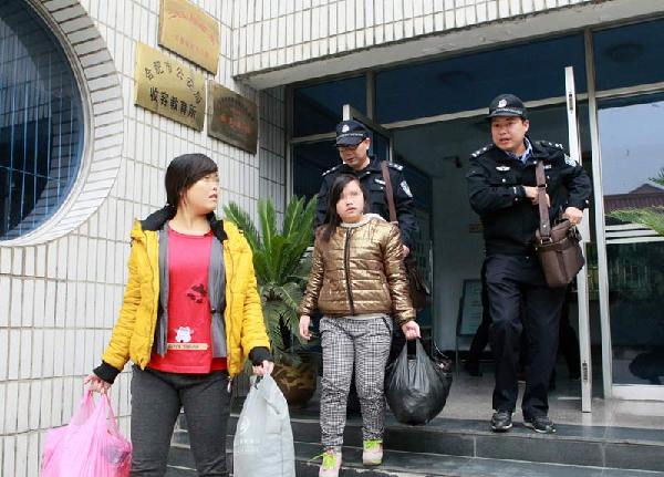 China railway police bust intl women trafficking rings
