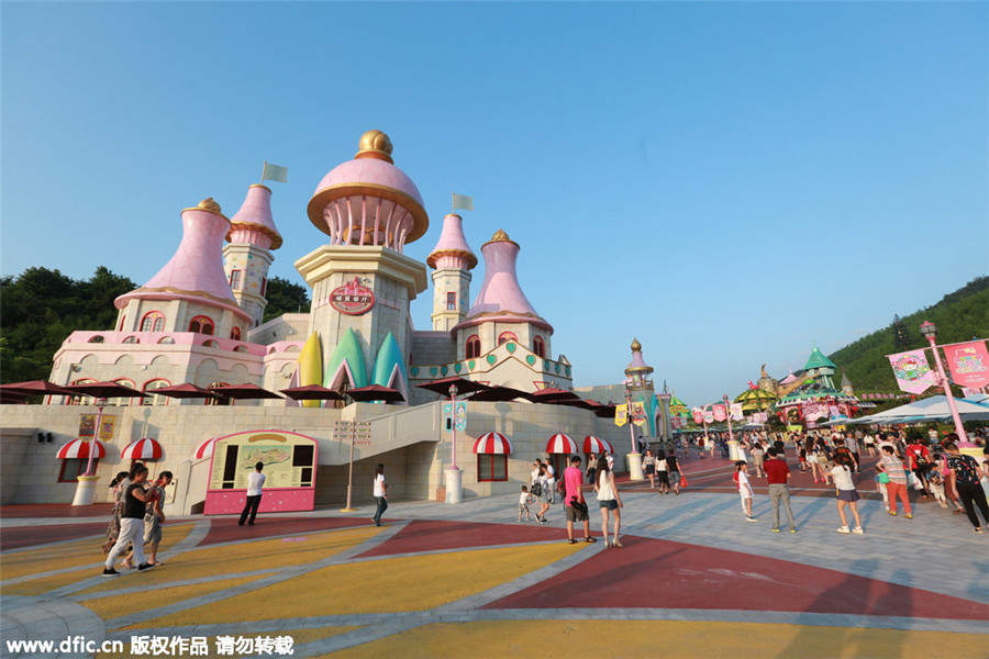 Massive Hello Kitty theme park opens to visitors