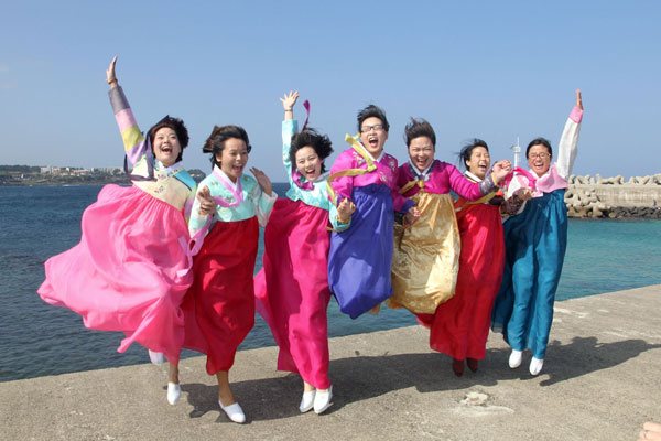S Korea to issue 10-year visa to highly-educated Chinese tourists