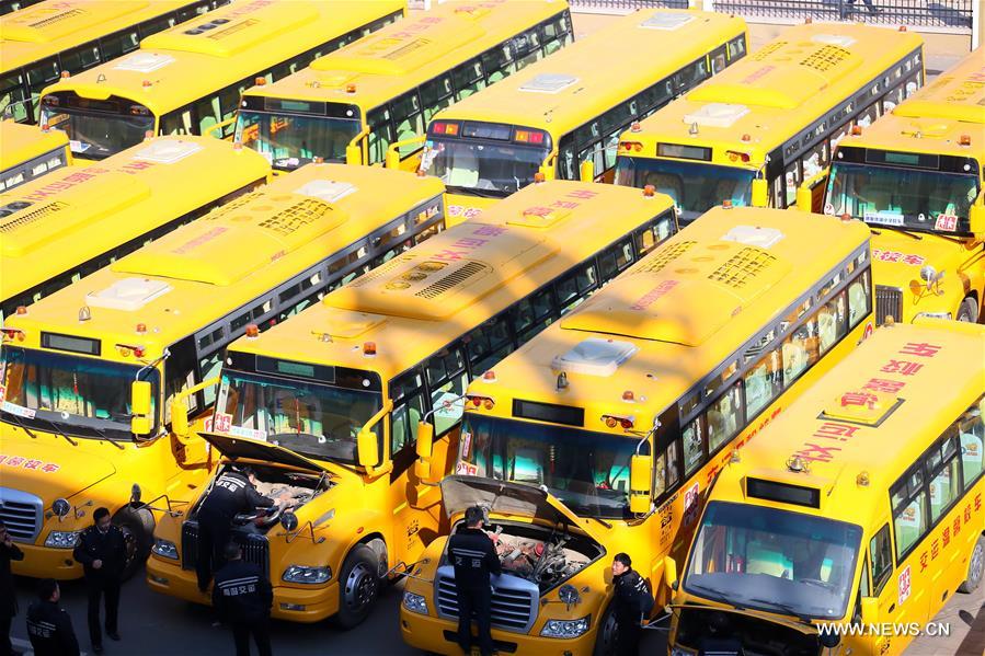 China starts safety check for school buses as new semester draws near
