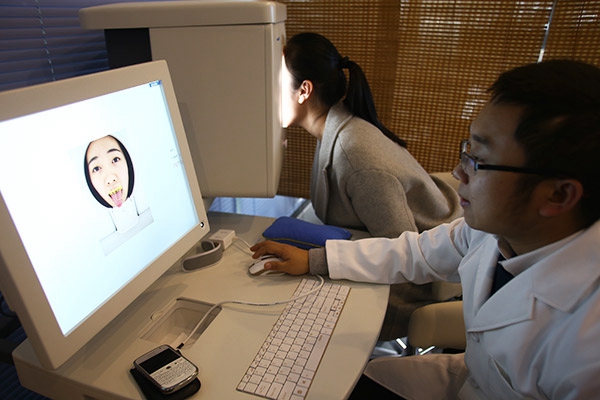 Smart healthcare changes Chinese lives, but challenges remain