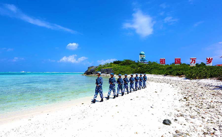 PLA soldiers on patrol on Xisha Islands