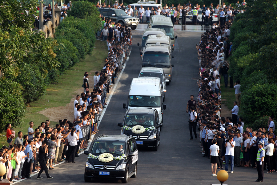 Remains of two Chinese UN peacekeepers arrive in China