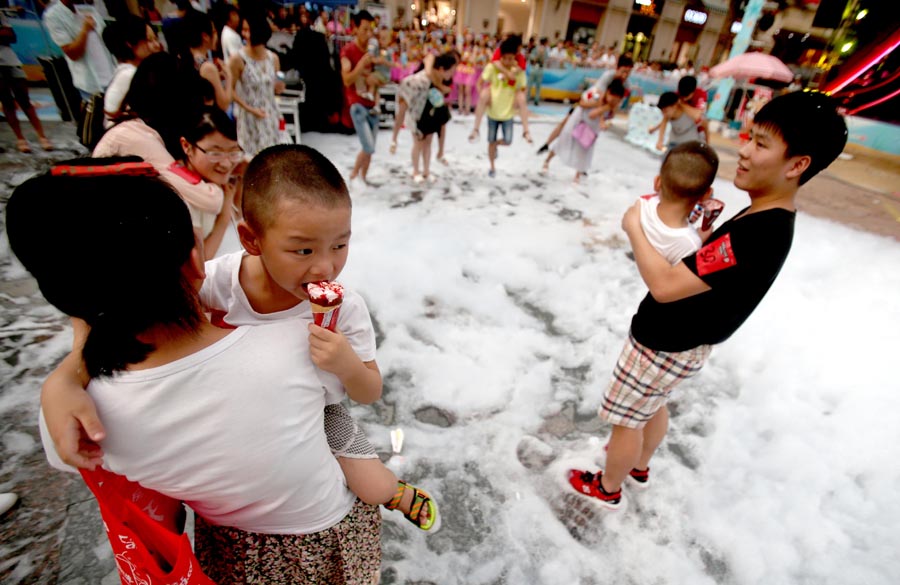Ice cream competition melts summer heat