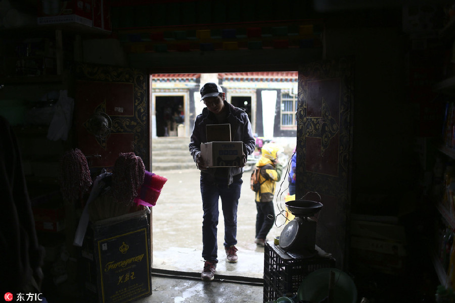 World's highest delivery service station established in Tibet
