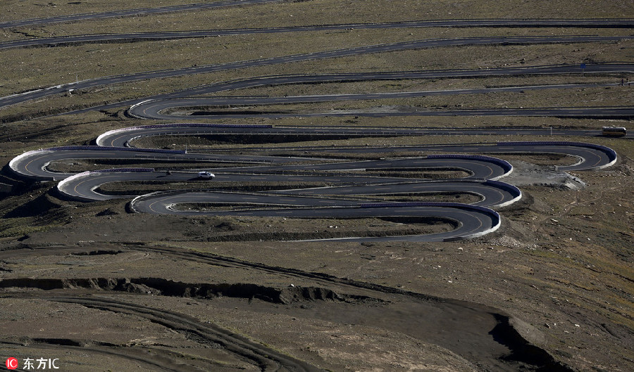 World's highest delivery service station established in Tibet