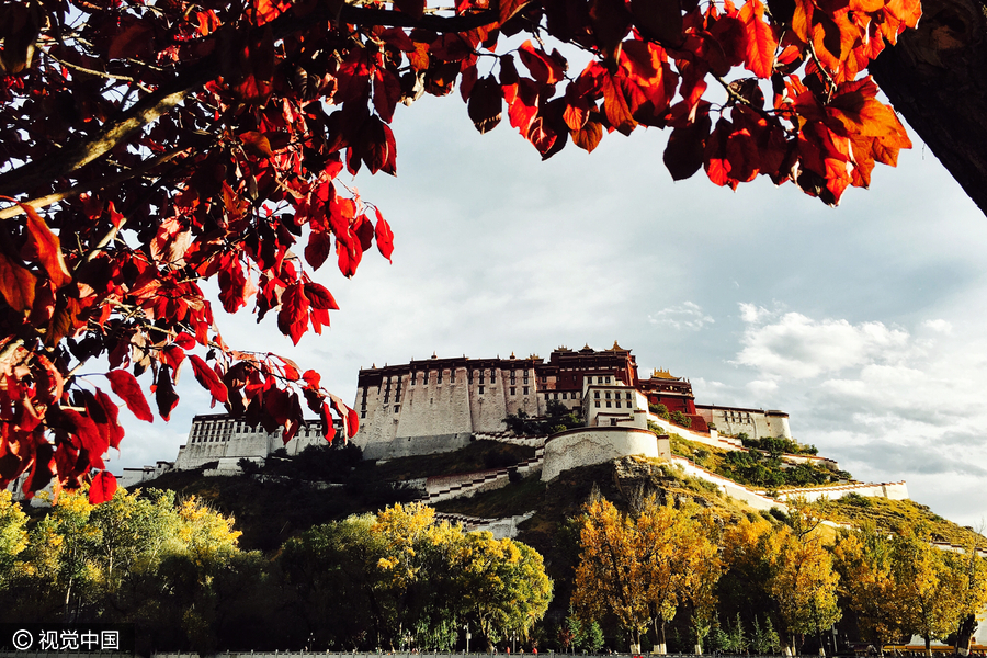 Autumn drapes Lhasa in beautiful colors