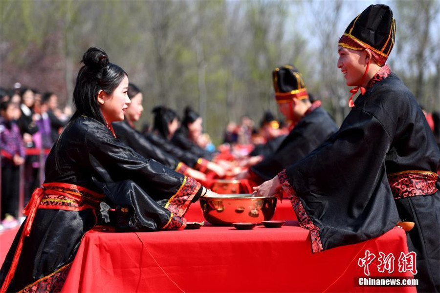 Tying the knot in Han-style