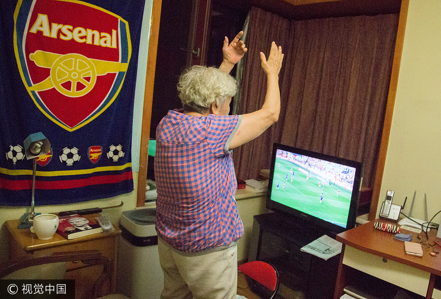 Chinese granny gooner makes a name online