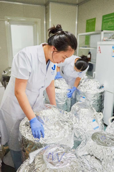 Dalian center gives hope to women, new life to embryos