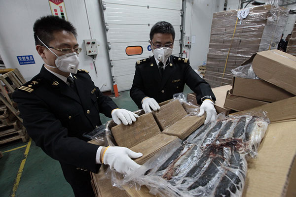 Shanghai customs carry out major drug bust