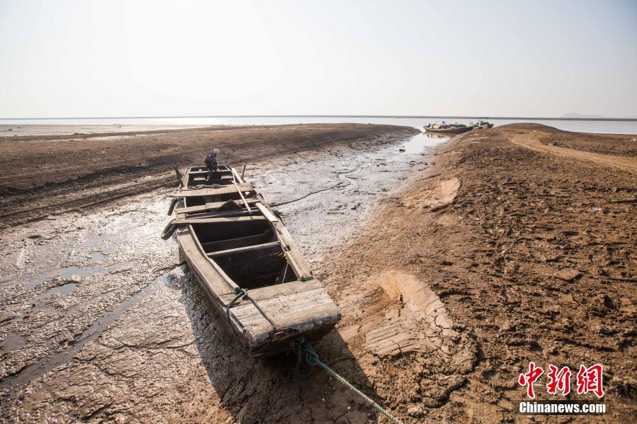 China's largest freshwater lake enters dry season