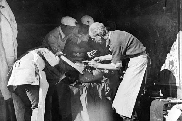 Healing old wounds in a medical melting pot[1]|