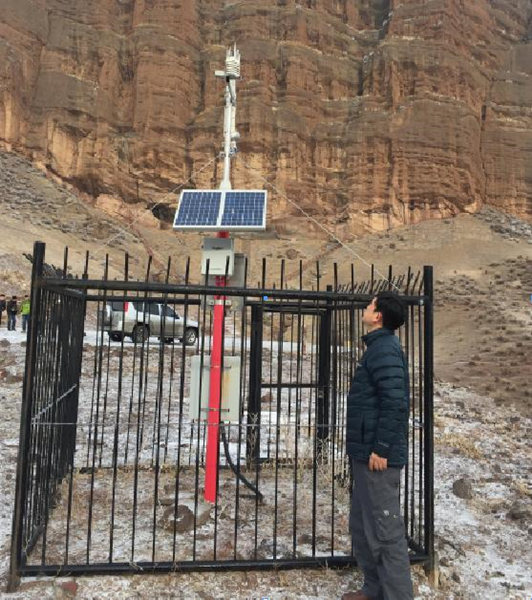 Earthquakes threaten ancient rock art