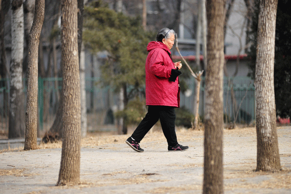 Beijing calls for family leave to show filial piety