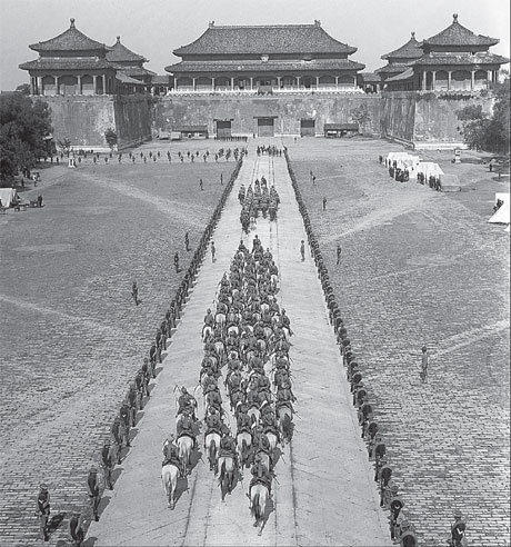 Revolutionary images