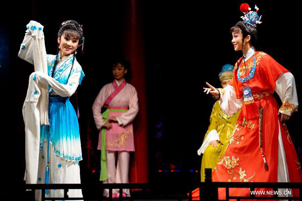 Yue Opera play 